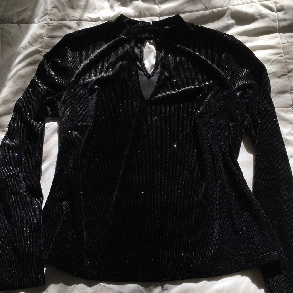 Forever21+ Sparkly Black Long Sleeves (US-Size OX)